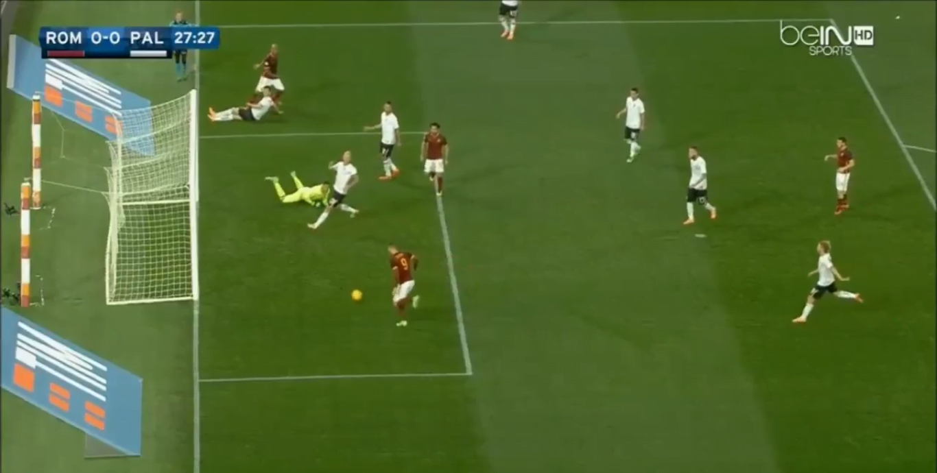 Edin Dzeko Miss