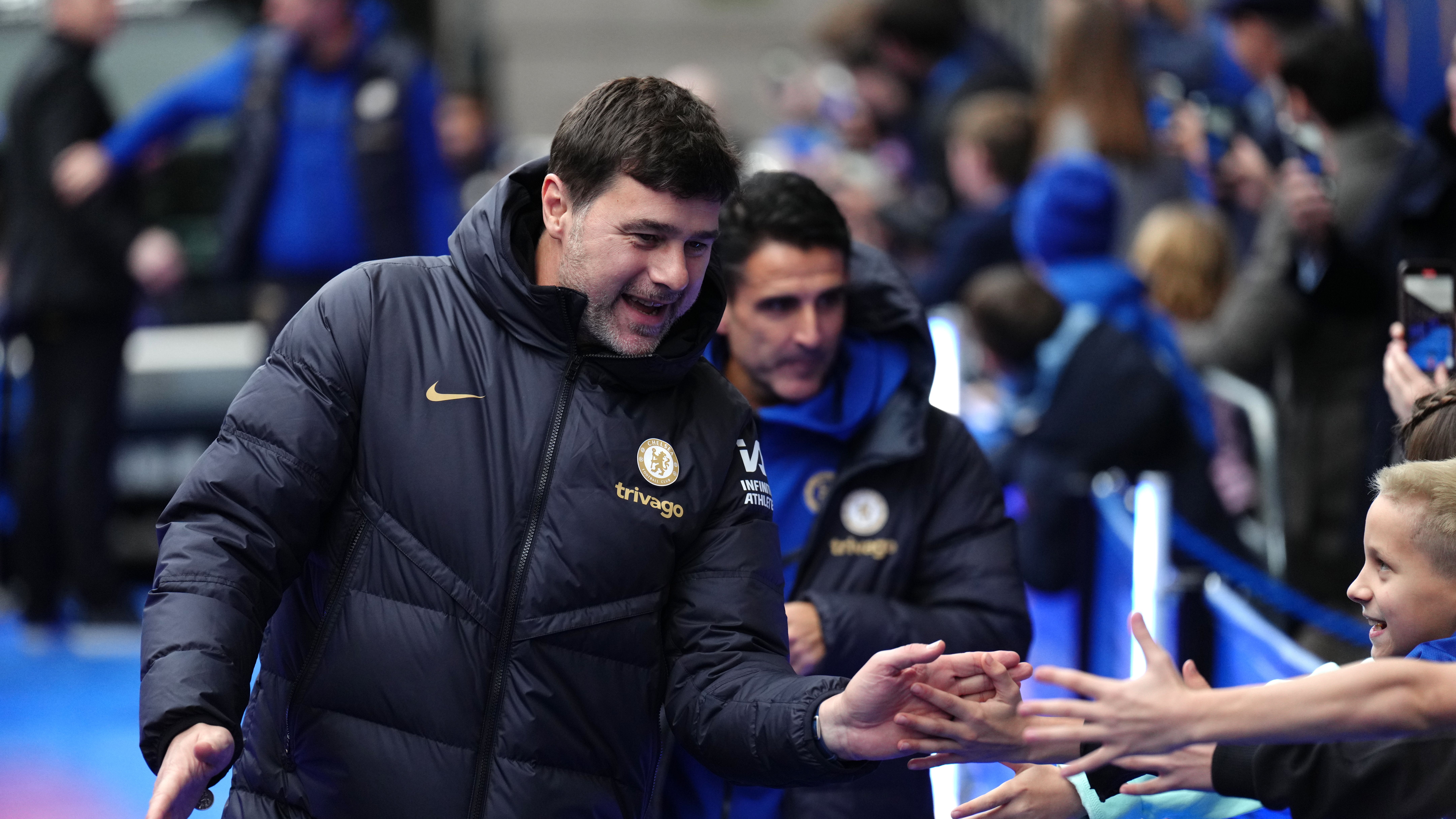 Mauricio Pochettino urges players and coaches to ignore online abuse