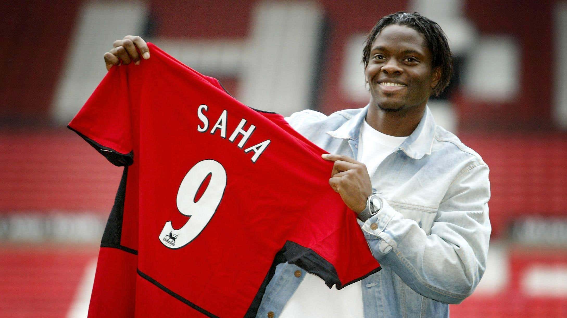 On this day in 2004: Manchester United sign striker Louis Saha from Fulham