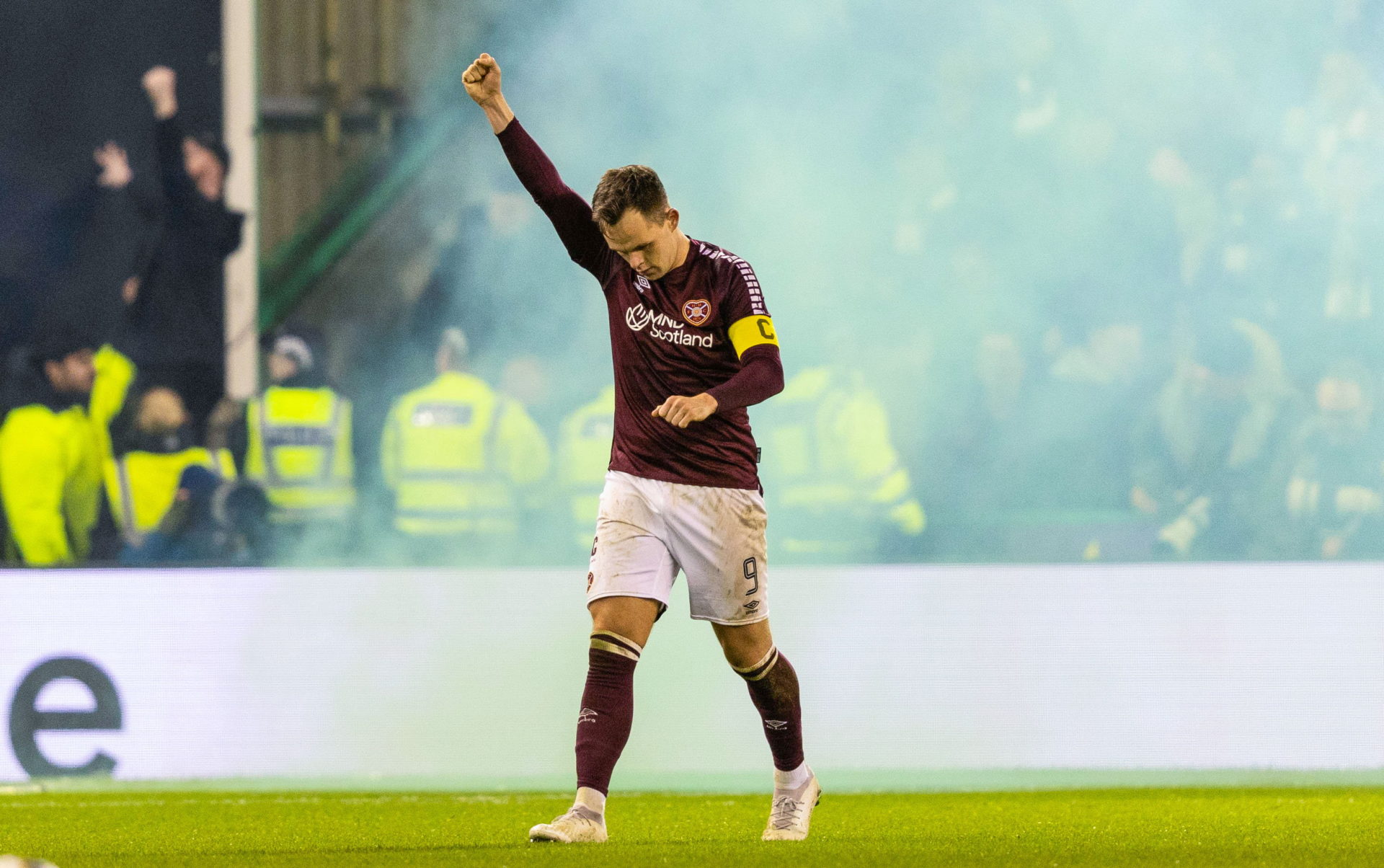 Lawrence Shankland still undecided on Hearts future