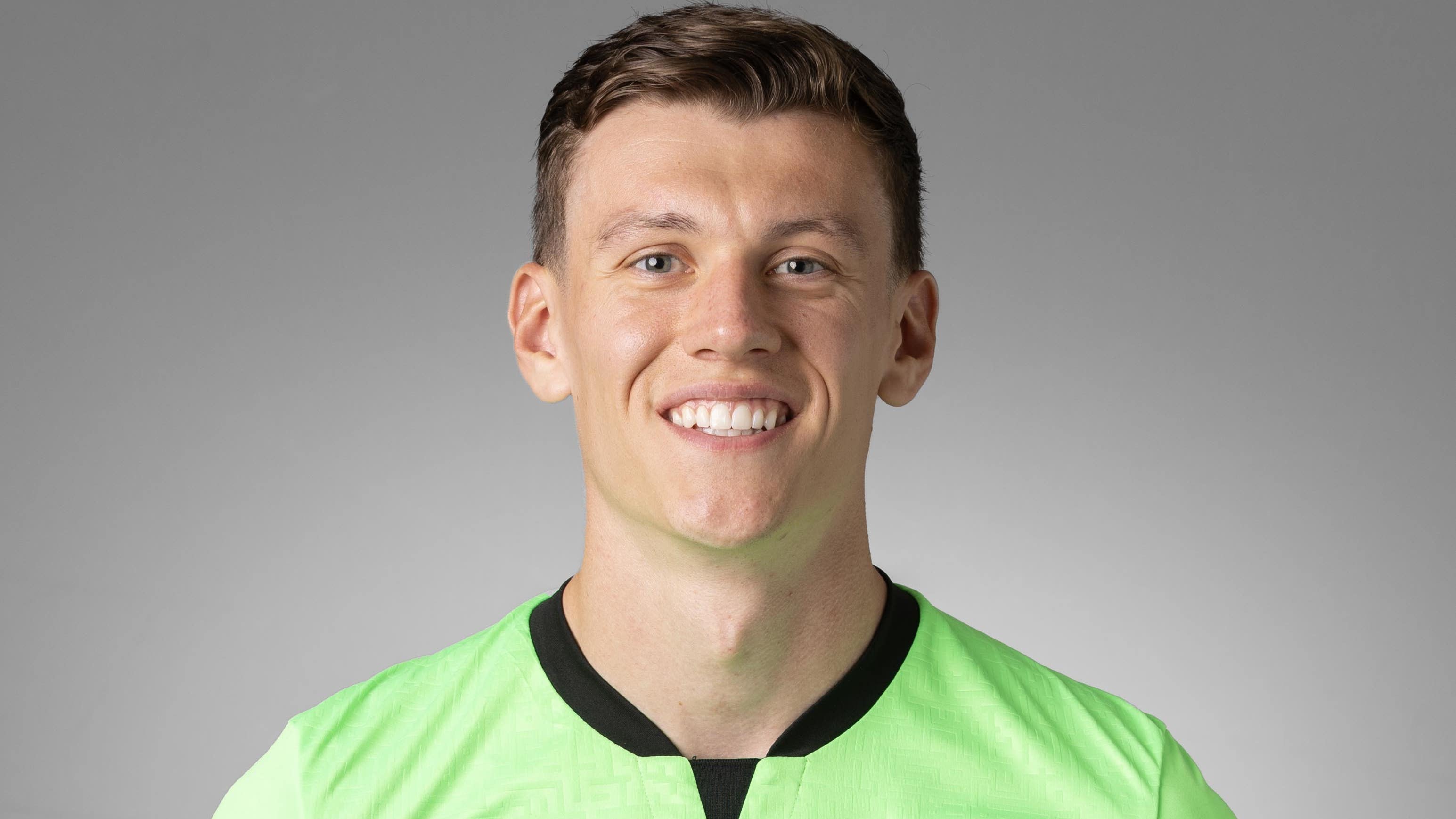 Goalkeeper Jon McCracken makes loan return to Dundee