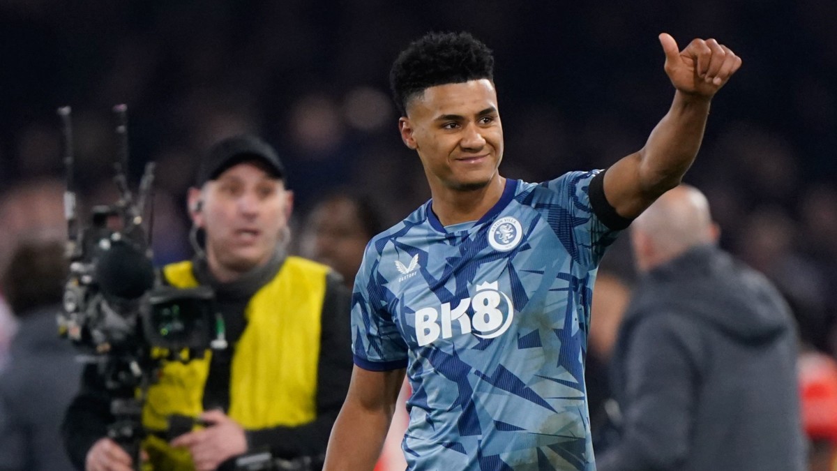 Villa boss Unai Emery hails Ollie Watkins as ‘an example for other players’