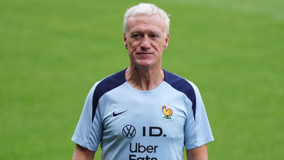 Didier Deschamps defends France approach after Paris St Germain’s injury plea