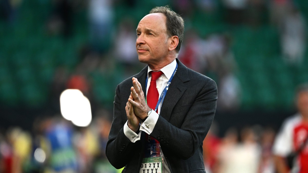 Arsenal in major board reshuffle as vice-chairman Tim Lewis departs