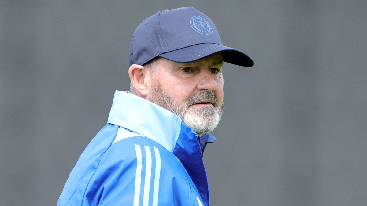 How have Scotland fared in the opening games of World Cup qualifying since 2000?