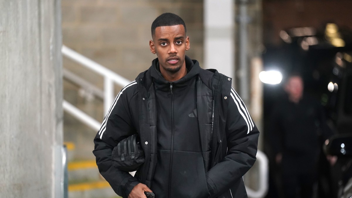 Alexander Isak’s behaviour to force move ‘bad look for football’ – Alan Shearer