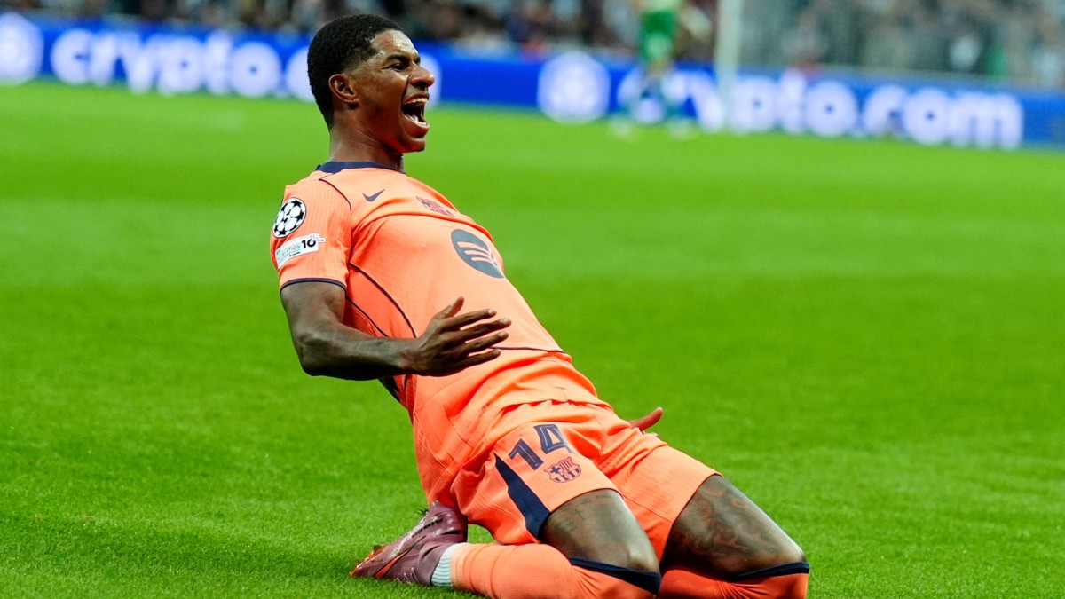 Marcus Rashford finds goalscoring touch as Barcelona win at Newcastle