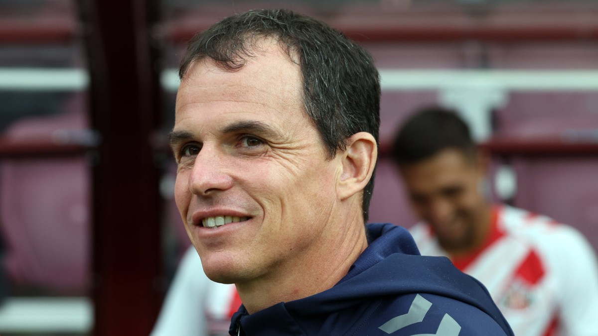 Regis Le Bris hails team character as Sunderland claim ‘tough win’ over Wolves