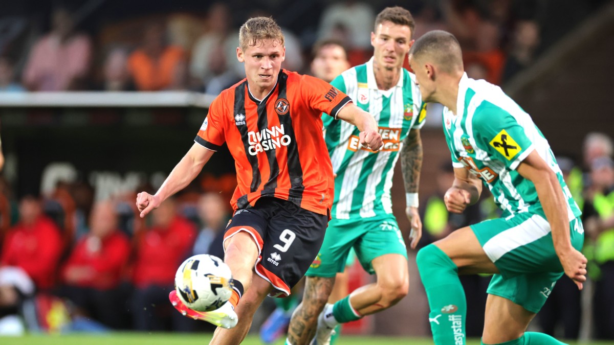 Dundee United come from behind to beat 10-man St Mirren