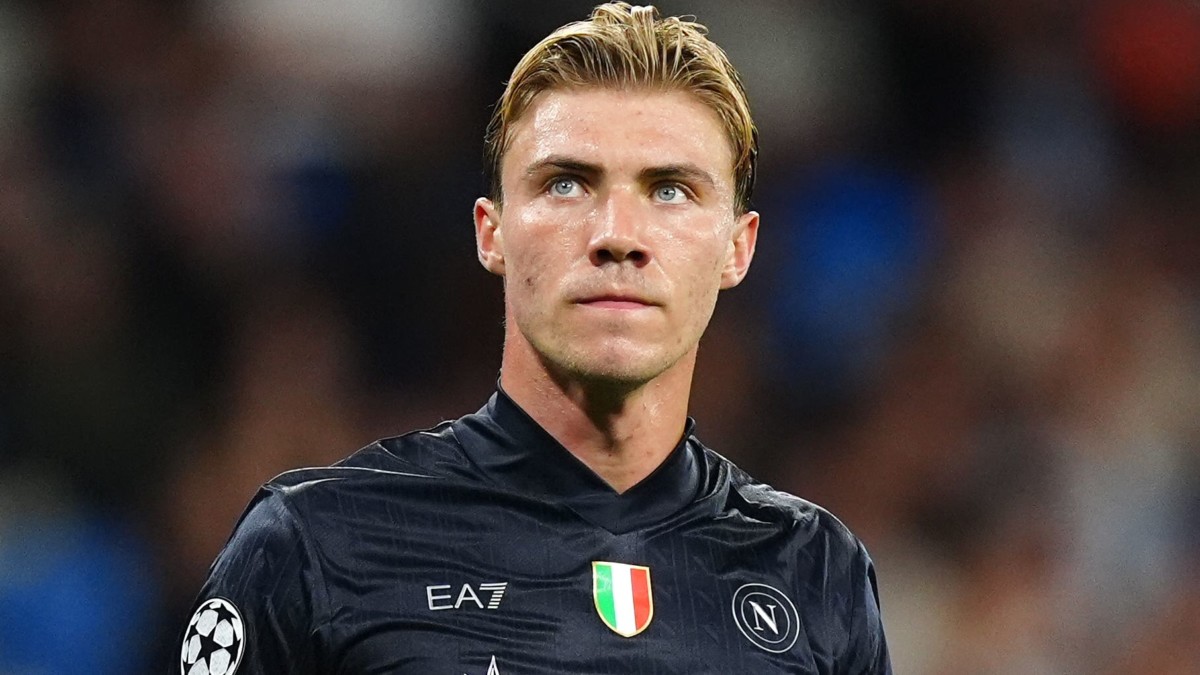 Rasmus Hojlund scores twice as Napoli beat Sporting