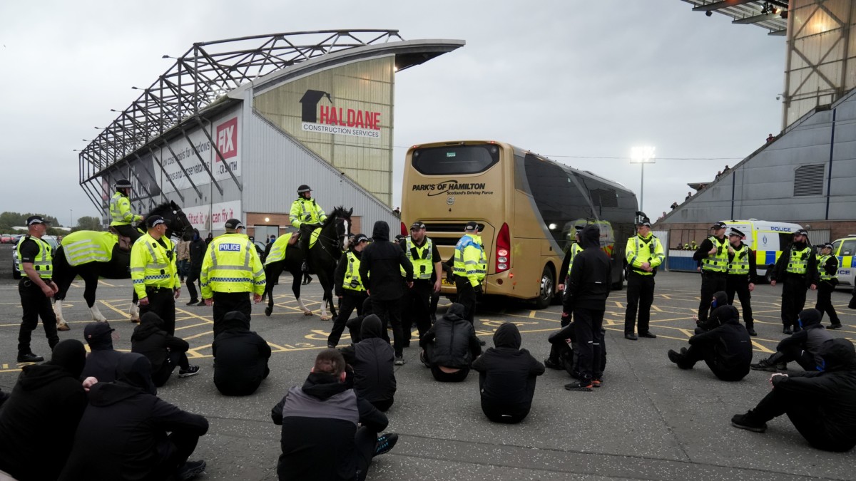 Russell Martin takes responsibility as Rangers fans protest by blocking team bus