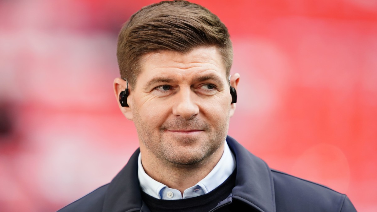 Steven Gerrard rules himself out of contention to return as Rangers boss