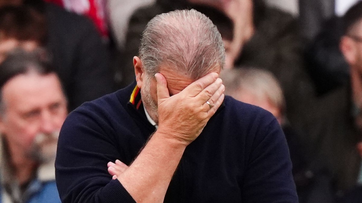 Ange Postecoglou sacked just minutes after Chelsea beat Nottingham Forest