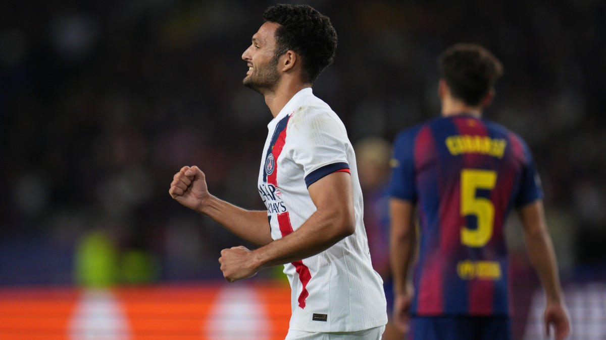 Paris St Germain come from behind to beat Barcelona and make European history