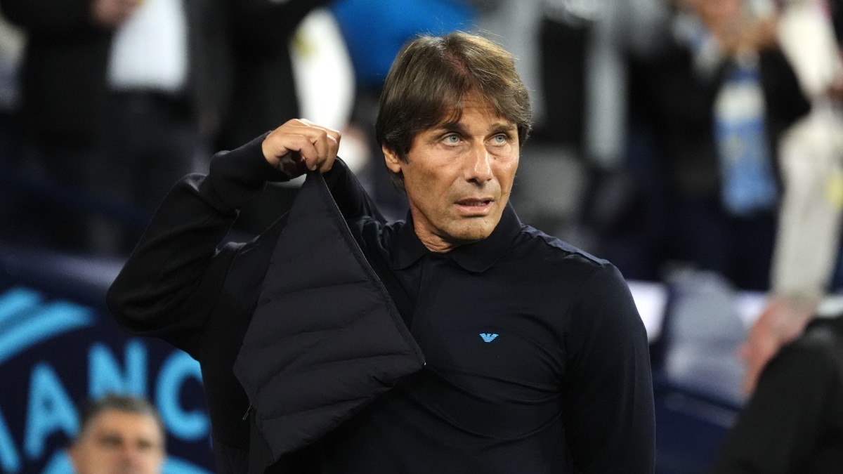 Napoli owner Aurelio De Laurentiis dismisses rumours over Antonio Conte’s future