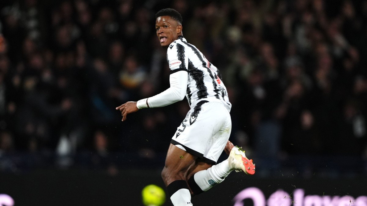 St Mirren snatch late point in six-goal thriller at Aberdeen