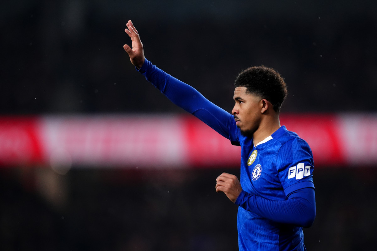 Chelsea's Wesley Fofana holds up a hand.